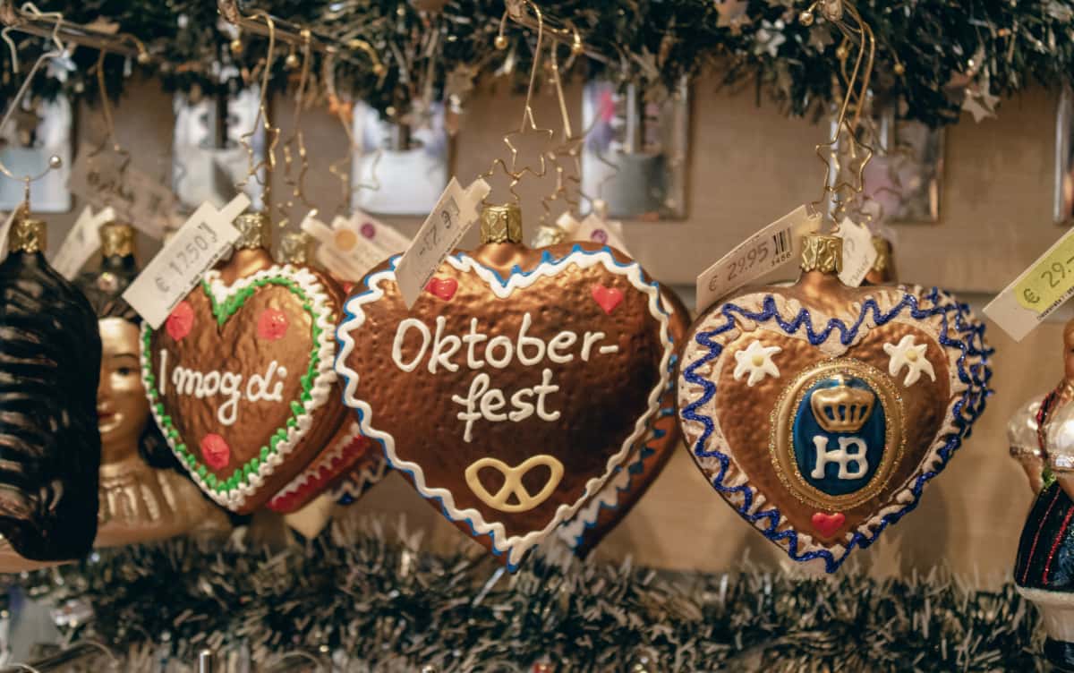 3 decorations with Oktoberfest text